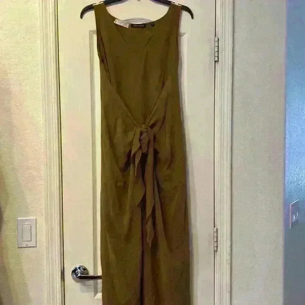 Tahari by Bergdorf Goodman